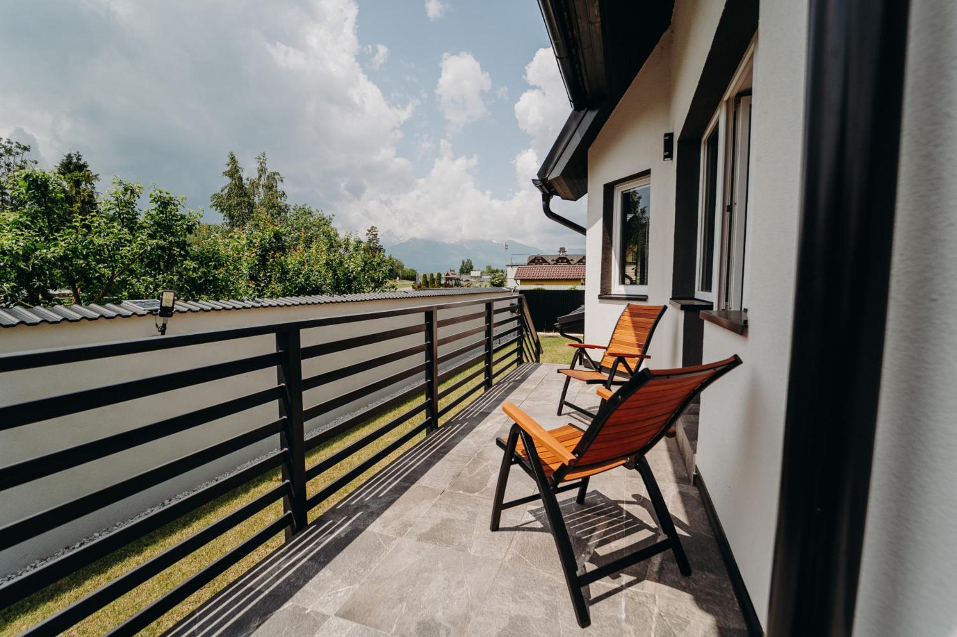 Alavia Residence Vel'ka Lomnica Exteriör bild